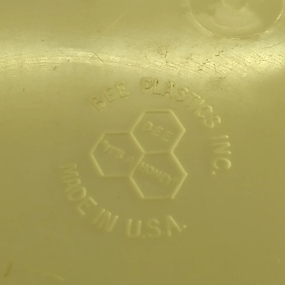 Vintage Bee Plastics made in USA trash can